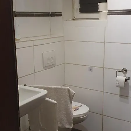 Sanda Im Eg Mit Kostenlose Park In Bul, Bayern Apartment *