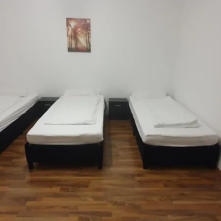 Sanda Apart-1 Im Eg Mit Kostenlose Park In Bul, Bayern דירה בורגלנגנפלד