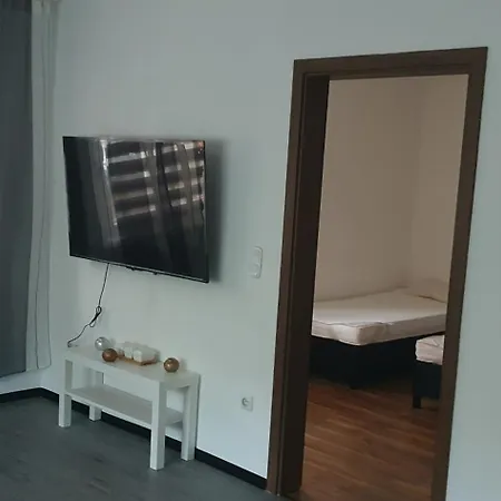 Apartment Sanda Im Eg Mit Kostenlose Park In Bul, Bayern Burglengenfeld