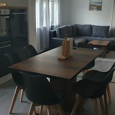 Sanda Apart-1 Im Eg Mit Kostenlose Park In Bul, Bayern בורגלנגנפלד